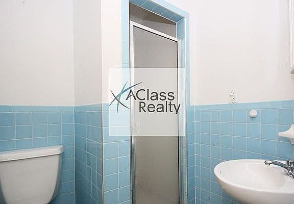 5th image of 35-20 Ditmars Blvd #T
