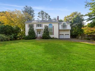 8 Sunshine Ave, Riverside, CT 06878
