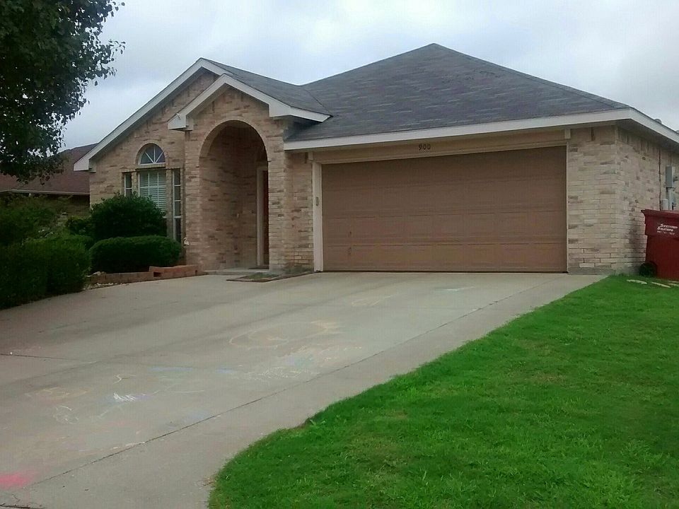 1st image of 900 Mackenzi Dr
