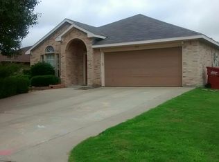 900 Mackenzi Dr, Royse City, TX 75189