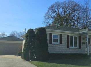 2927 Winthrop Ave, Racine, WI 53403