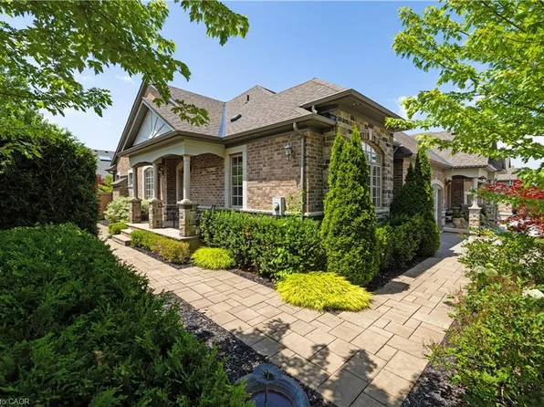 3353 Liptay Ave #26, Oakville, ON L6M 0M6