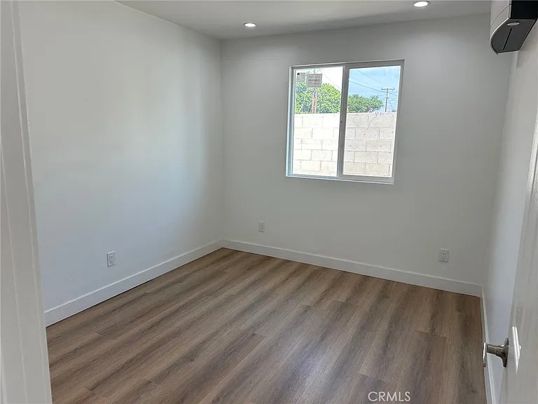 619 S Brand Blvd #A — Photo 11