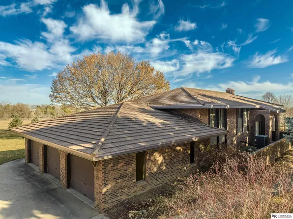510 Oetter Dr, Yutan, NE 68073