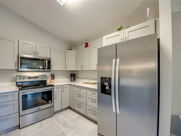 15472 Admiralty Cir #2 — Photo 21