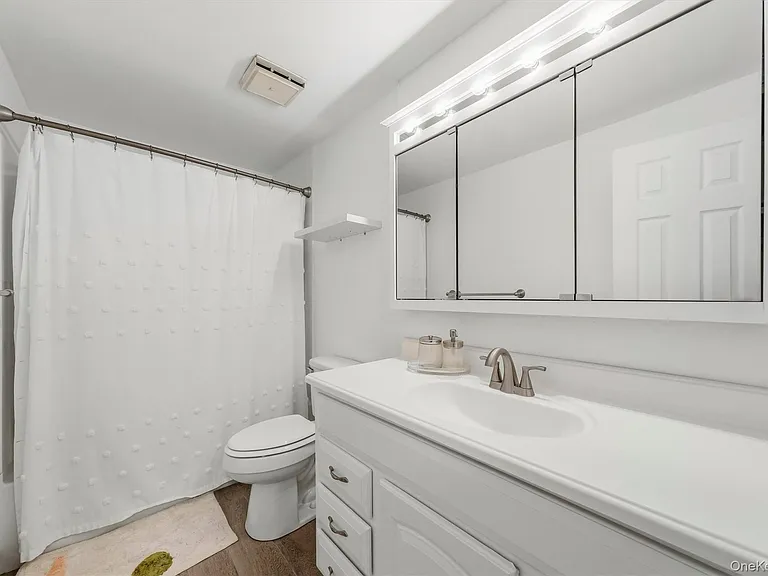 15 Hammond Plz — Photo 25