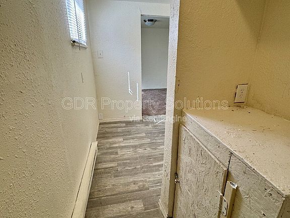 4th image of 304 Texas St NE APT C