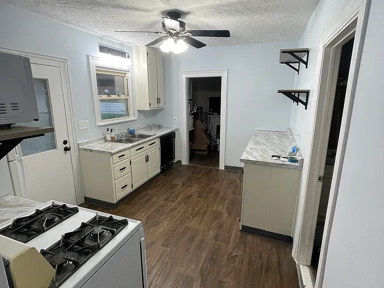 2550 Stoney Ridge Rd #2 — Photo 1