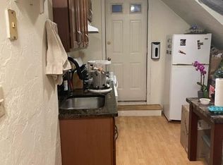 26 Lexington Ter #C, Waltham, MA 02452