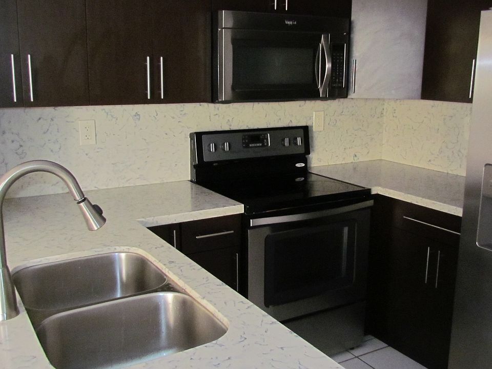 1st image of 10030 NW 9th Street Cir APT 101