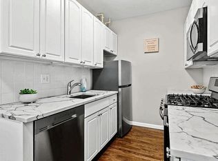 856 Massachusetts Ave APT 10, Cambridge, MA 02139