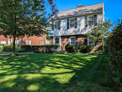 4117 Silsby Rd, University Heights, OH, 44118