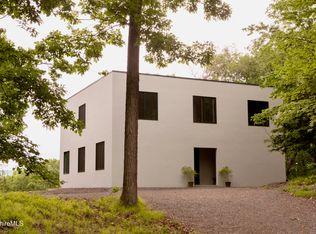 49 Sky Top Rd, Copake, NY 12516