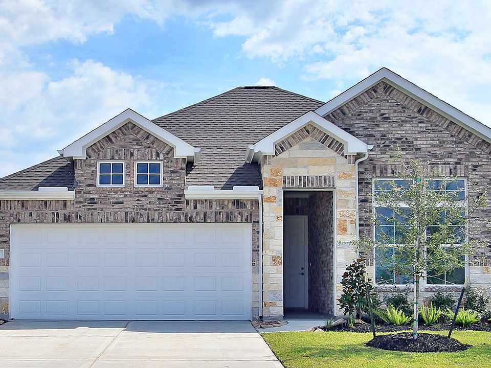 Stunning brick exterior with classic gable roof in River Ranch s Enclave - Aruba floor plan.