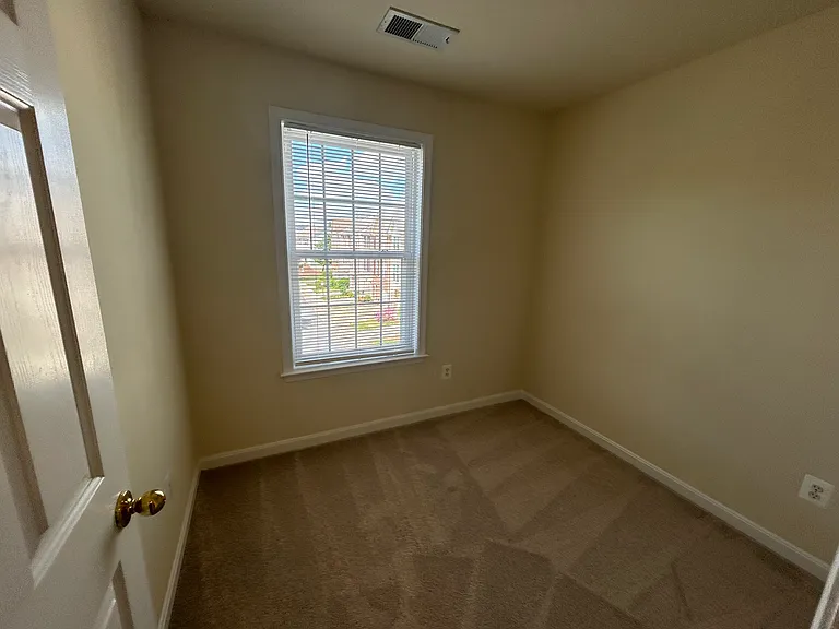 5509 Sacramento Mews Pl — Photo 14