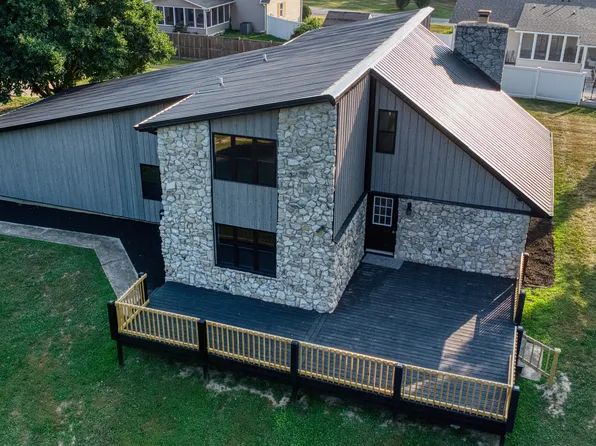 140 Cramer Pl, Martinsville, IN 46151