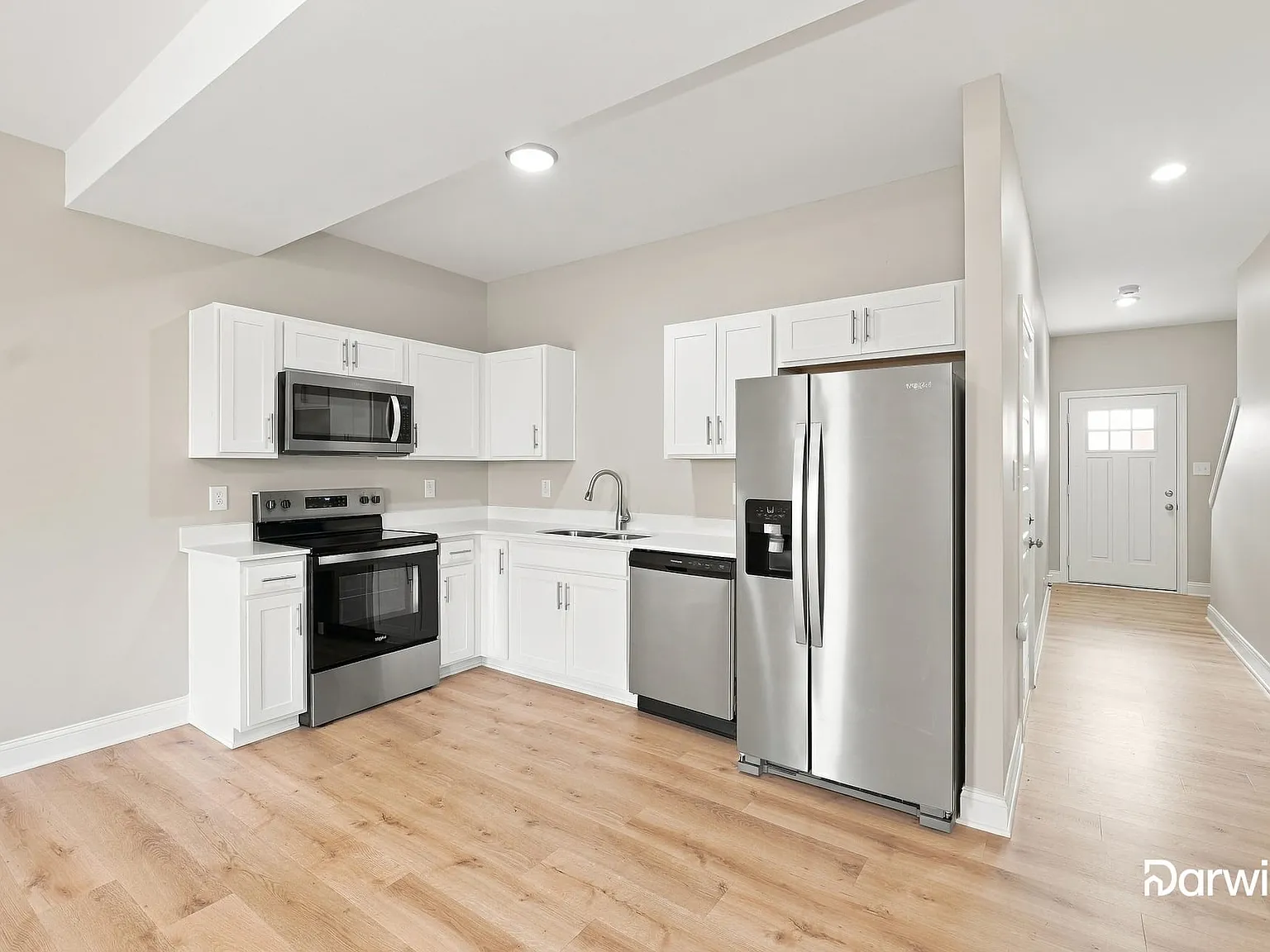 2 bed, 2.5 bath, 1550 sqft, $1,415 — Photo 4