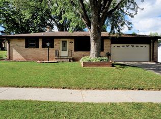 1618 Concord Ln, West Bend, WI 53095