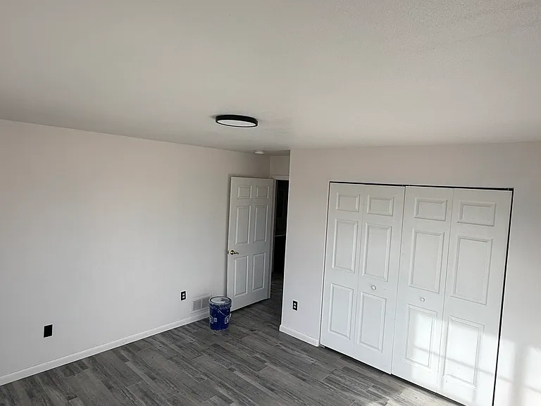307 E Truman Dr #B — Photo 6