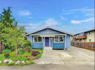 623 D St, Blaine, WA 98230
