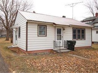421 3rd St E, Hector, MN 55342