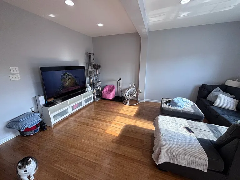 322 Larose Dr — Photo 8