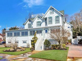 48 River Ave, Island Heights, NJ 08732