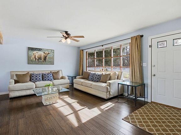 2nd image of 29W200 Forest Ave
