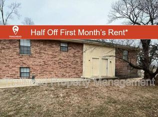 2713 S Englewood Ter, Independence, MO 64052