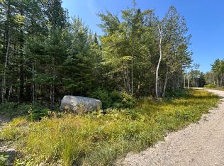 10 Bufford Drive, Waltham, ME 04605