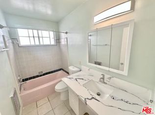 1001 Hammond St, West Hollywood, CA 90069
