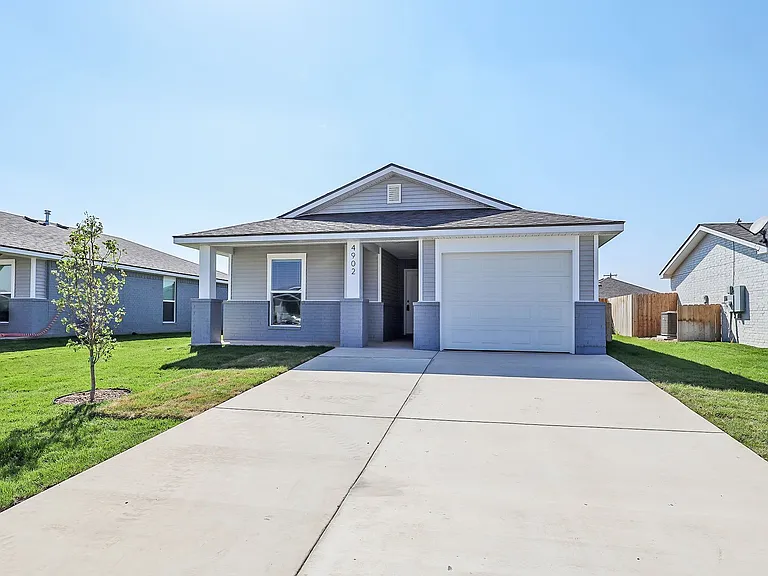 4902 Locker St — Photo 1