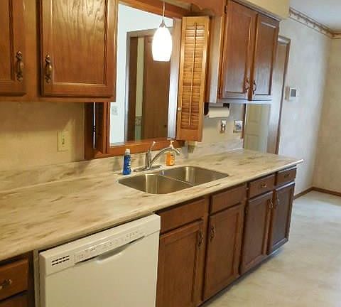 4th image of 11497 Co Moor Blvd