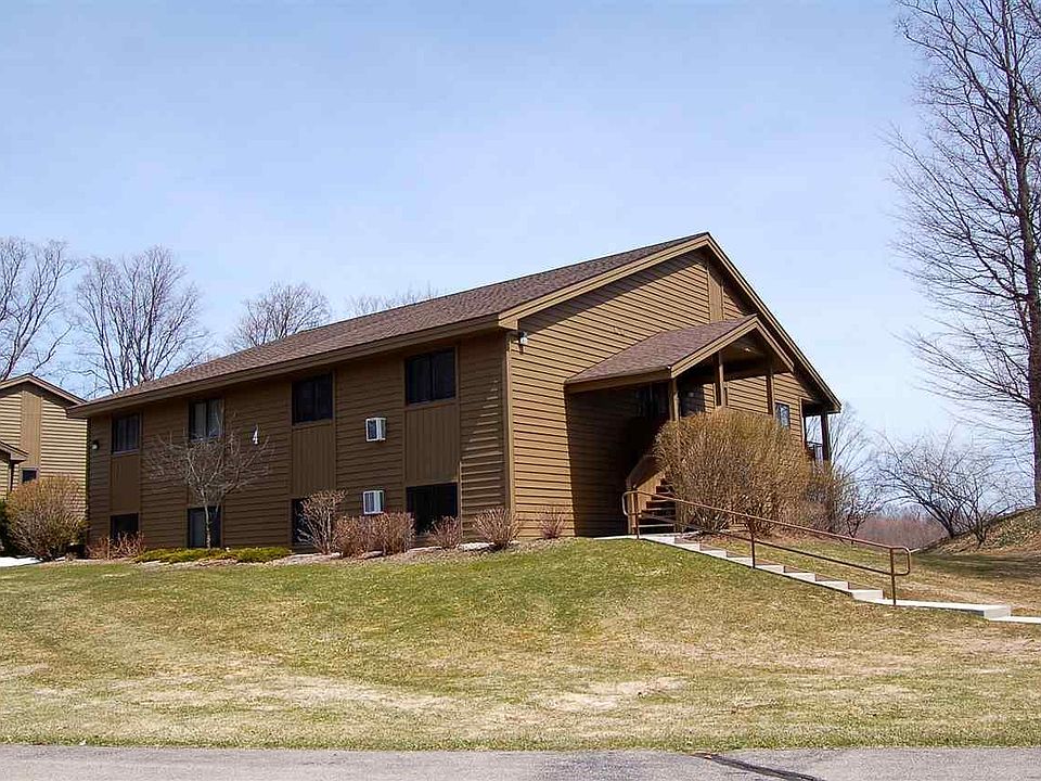 1st image of 743 Maplewood Ln