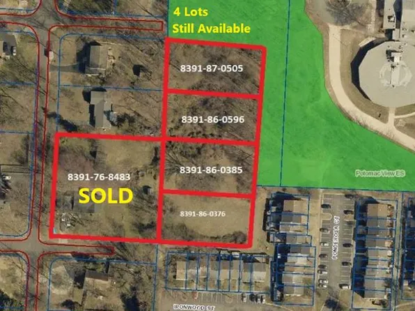 1354 Woodside Dr, Woodbridge, VA 22191