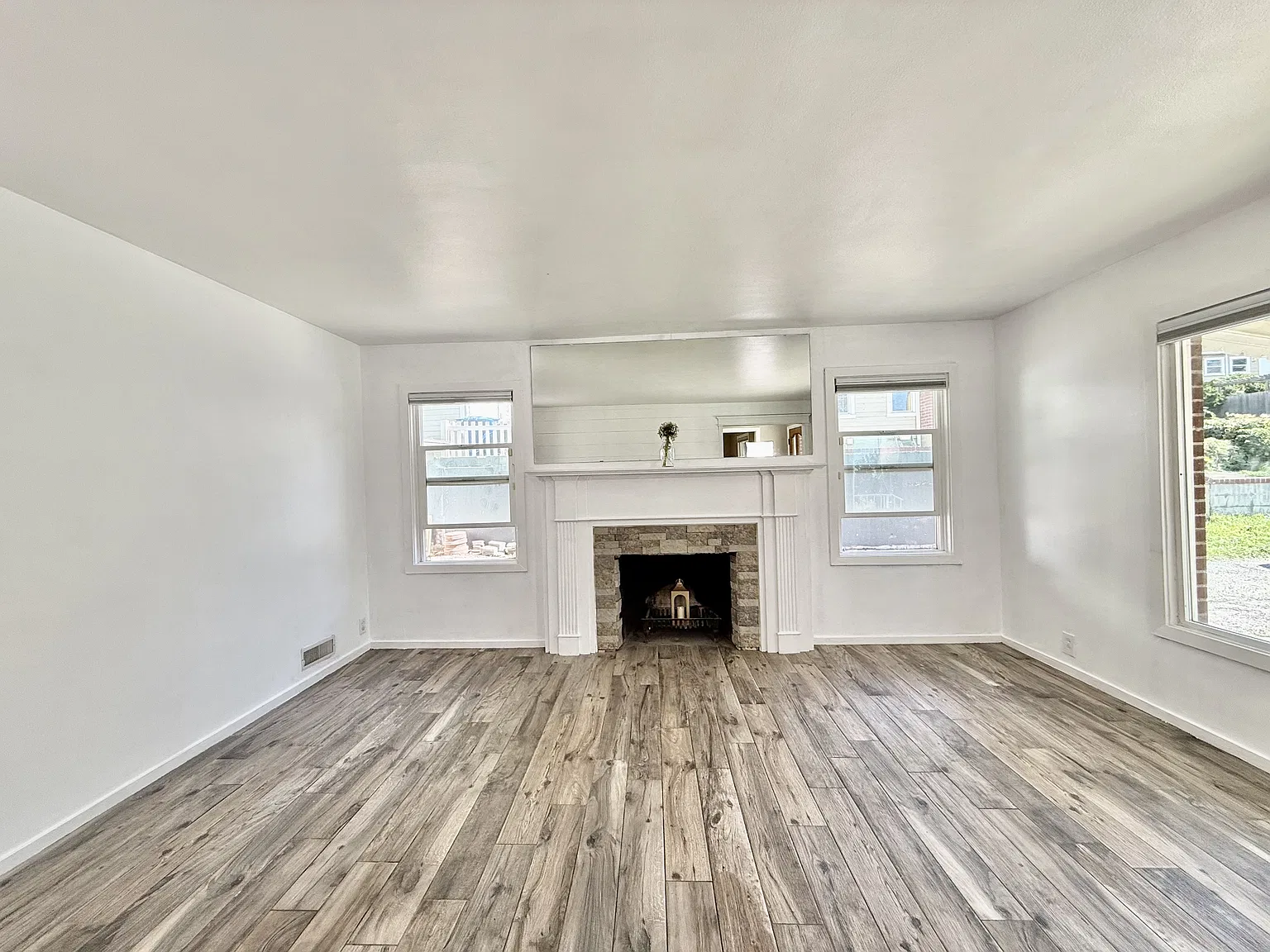 42 West Girard Avenue - 1 — Photo 2