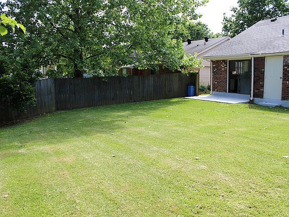 4th image of 3424 Kenesaw Dr