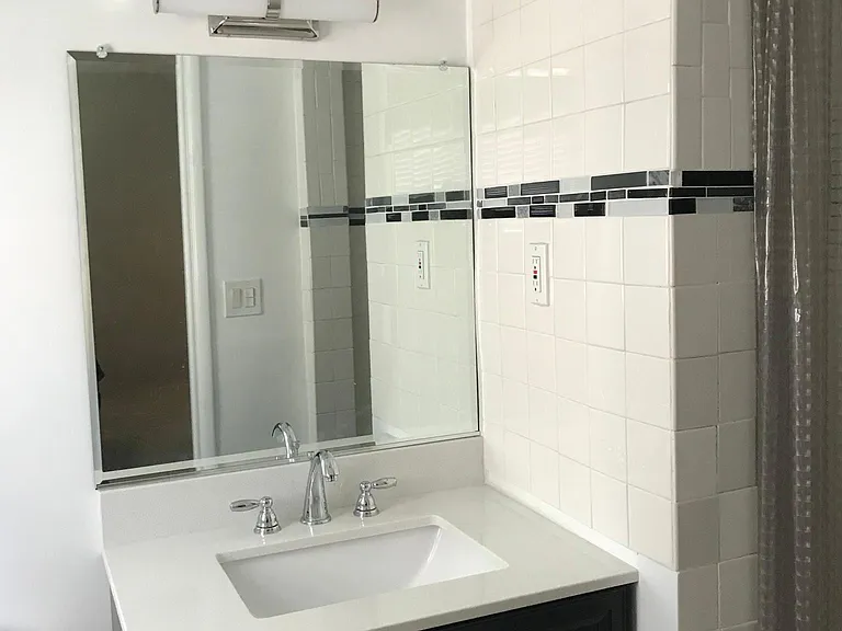 604 Illinois Ct #3 — Photo 13