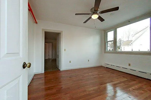 372 Broadway St #C — Photo 6