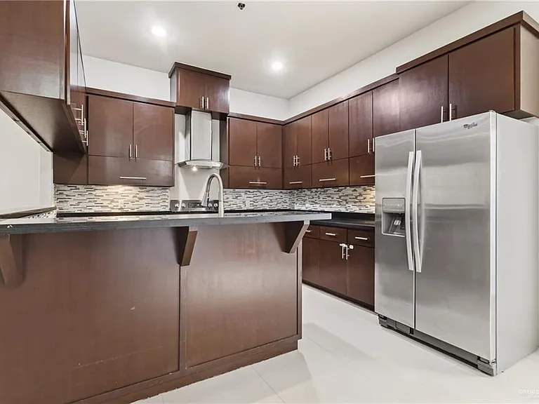 3016 S L St #2 — Photo 7