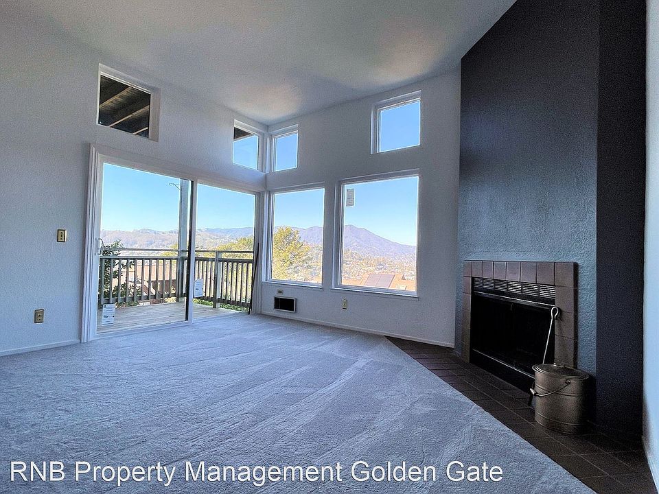 1st image of 515 Headlands Ct