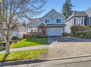 15762 SE Chelsea Morning Dr, Happy Valley, OR 97086
