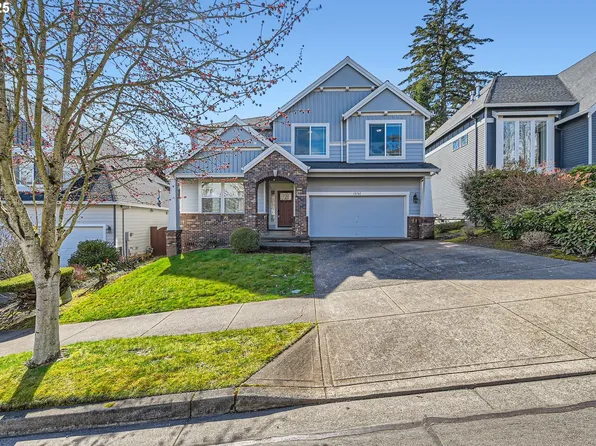 15762 SE Chelsea Morning Dr, Happy Valley, OR 97086