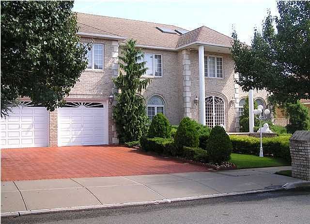 1st image of 465 Holdridge Ave