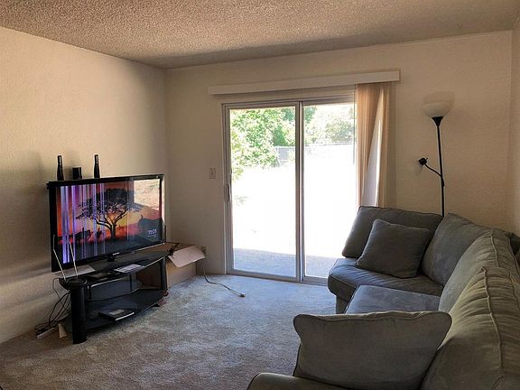 4th image of 5211 Poplar Blvd