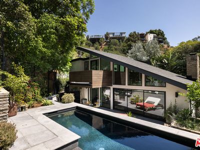 2575 Glen Green St, Los Angeles, CA, 90068