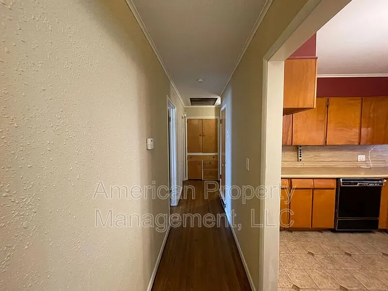 2622 S 74th East Ave — Photo 5