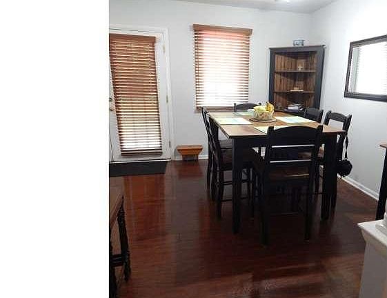 5th image of 148 Thomas Dr