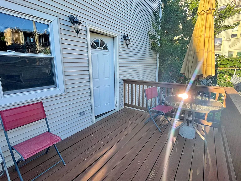 1613 W Berwyn Ave #1 — Photo 17