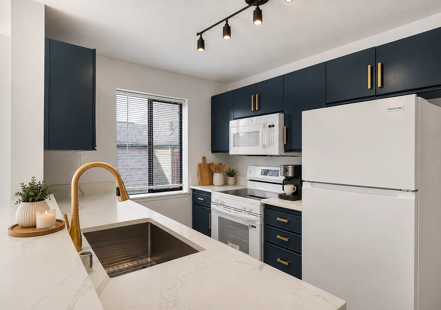 Ballard Heights Apartments — Photo 3